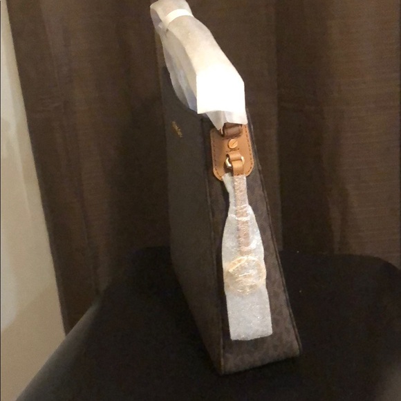 Michael Michael Kors LG Messenger bag - Picture 5 of 8